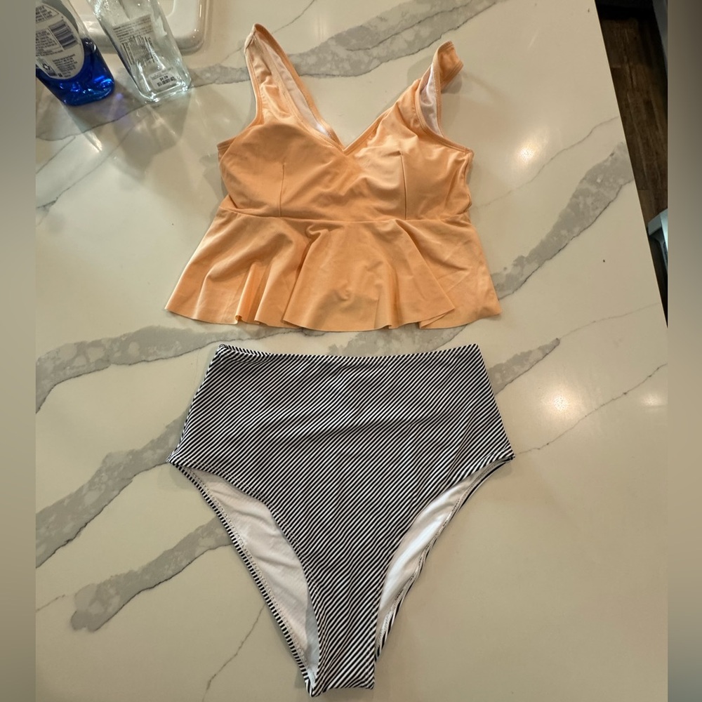 Cupshe swimsuit